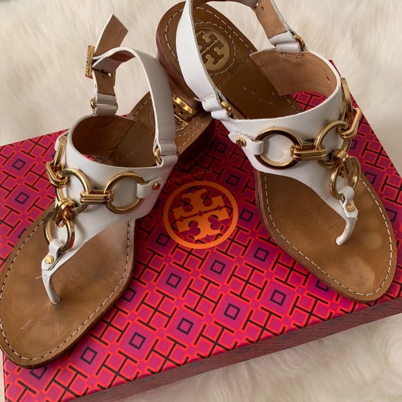 TORY BURCH Shoes - TORY BURCH WHITE GOLD CHAIN LINK HEELED SANDAL